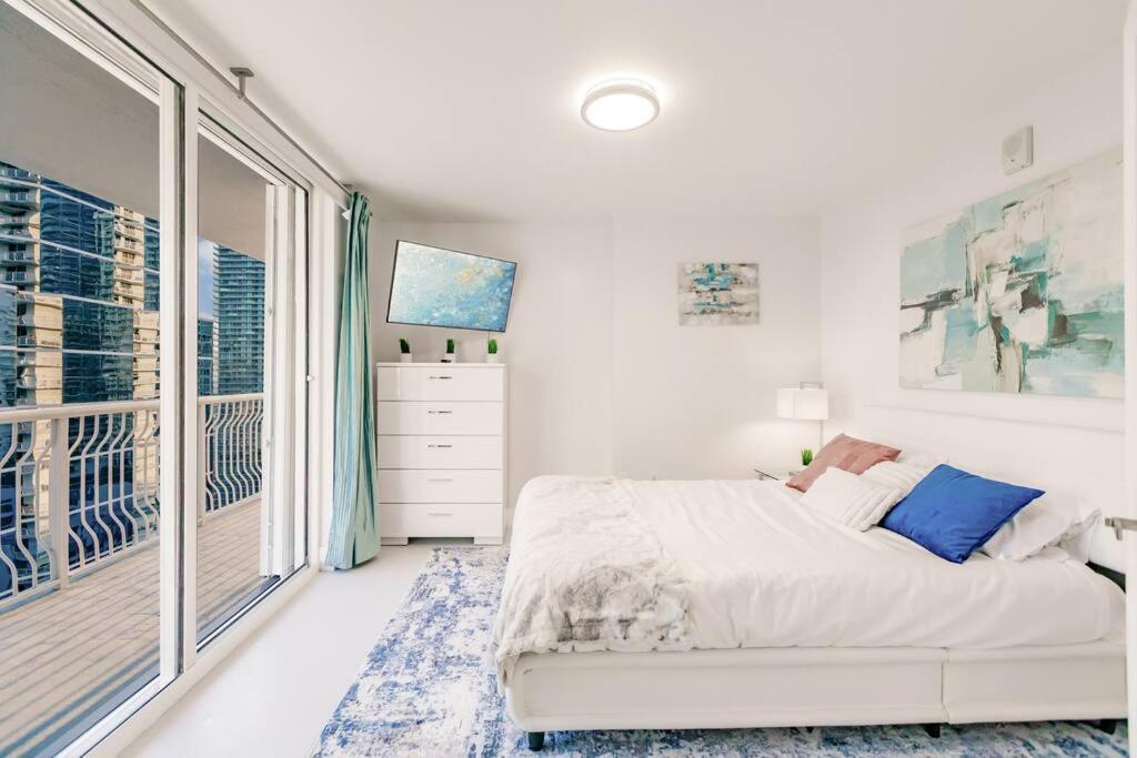 Upscale Brickell 3 Bedroom With Water Views And Free Parking Miami Buitenkant foto