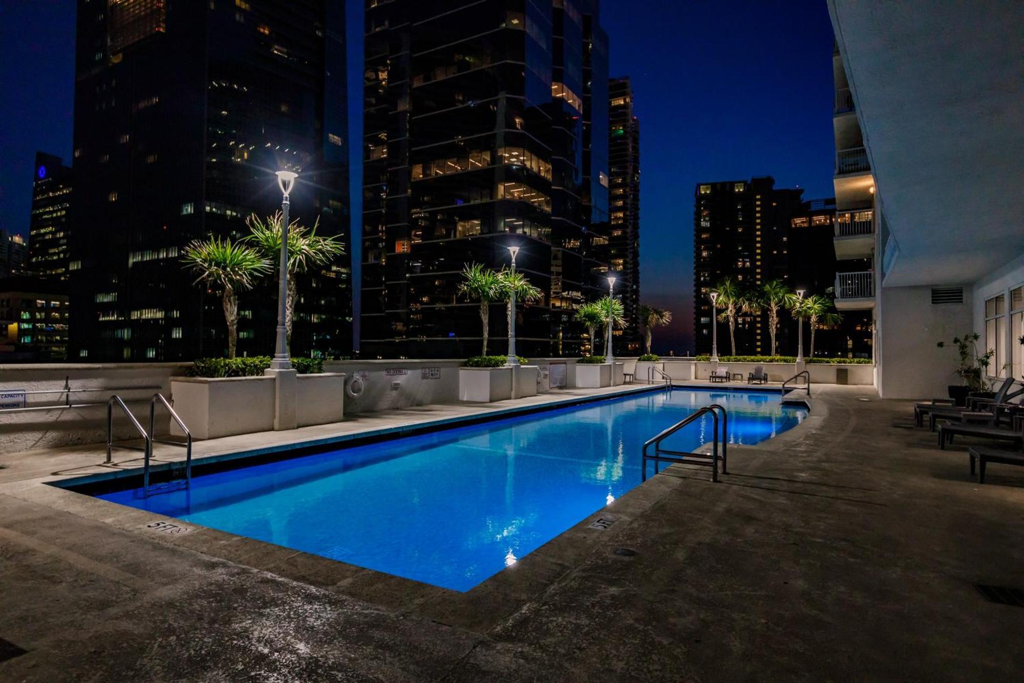 Upscale Brickell 3 Bedroom With Water Views And Free Parking Miami Buitenkant foto