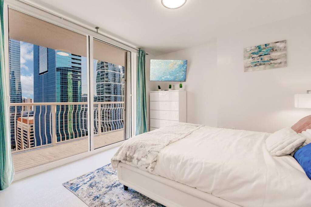 Upscale Brickell 3 Bedroom With Water Views And Free Parking Miami Buitenkant foto