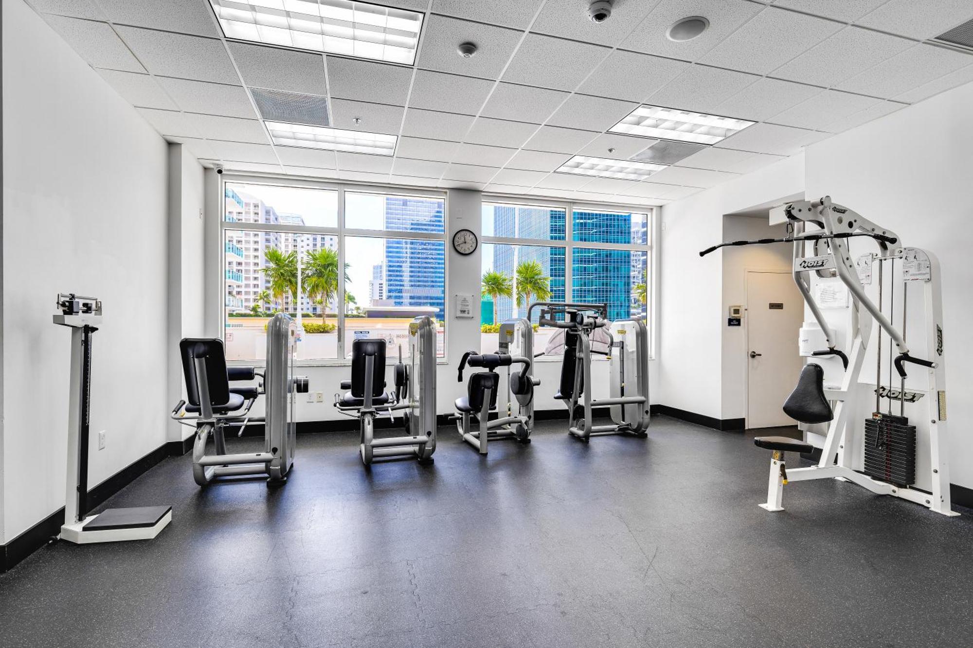 Upscale Brickell 3 Bedroom With Water Views And Free Parking Miami Buitenkant foto