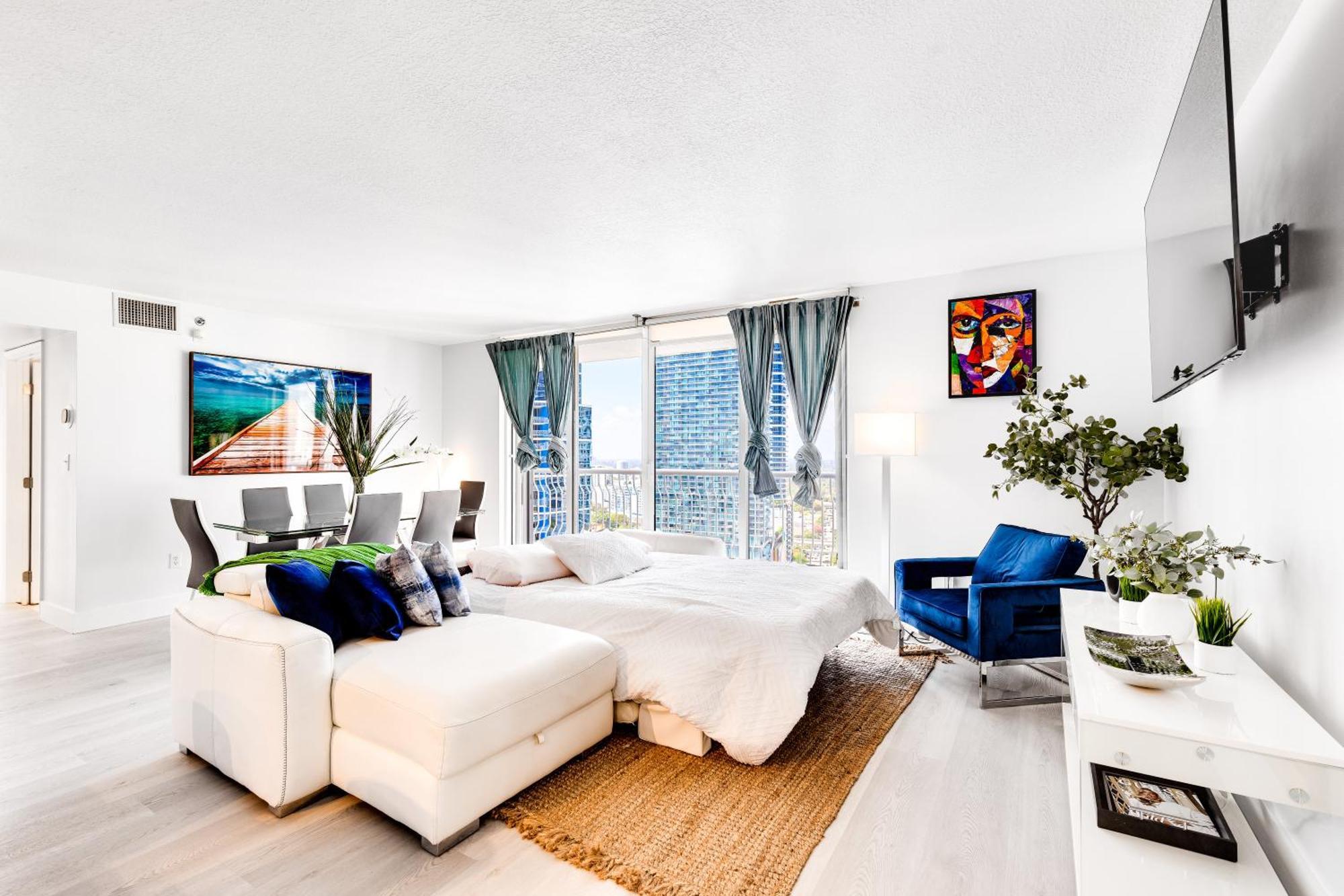Upscale Brickell 3 Bedroom With Water Views And Free Parking Miami Buitenkant foto
