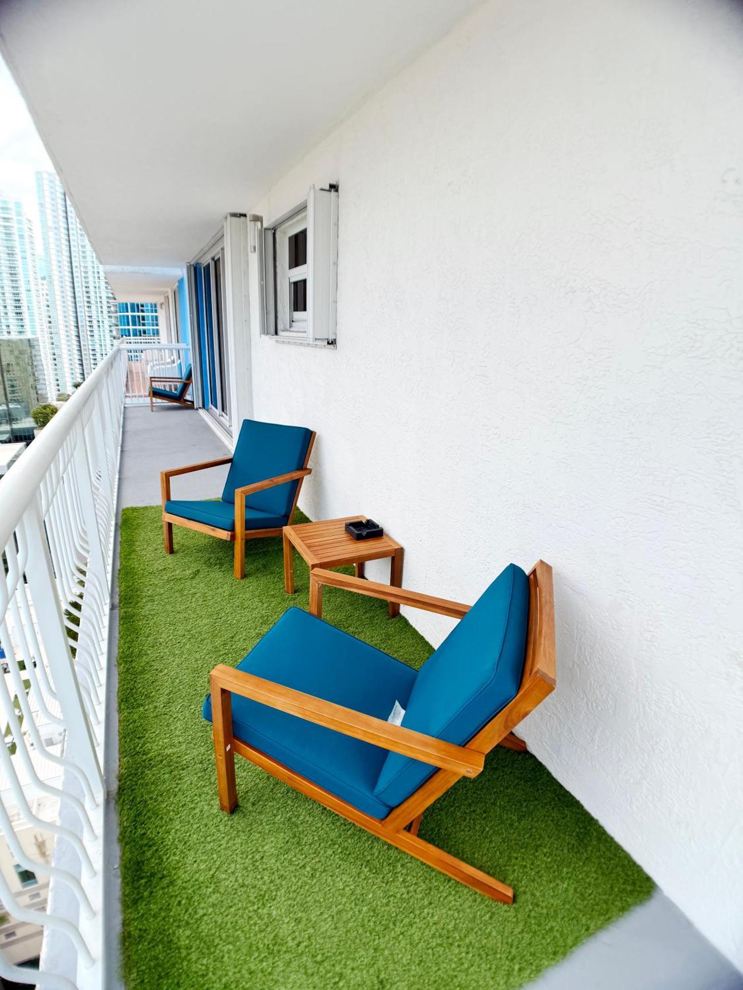 Upscale Brickell 3 Bedroom With Water Views And Free Parking Miami Buitenkant foto
